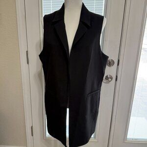 Maison d'Amelie Black Vest SZ Large